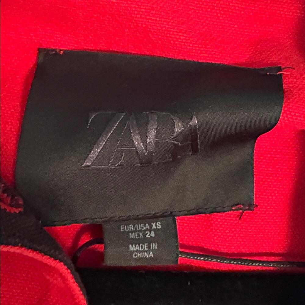 Vital Zara Red barn Jacket with Black Collar never worn XS - Picture 7 of 8